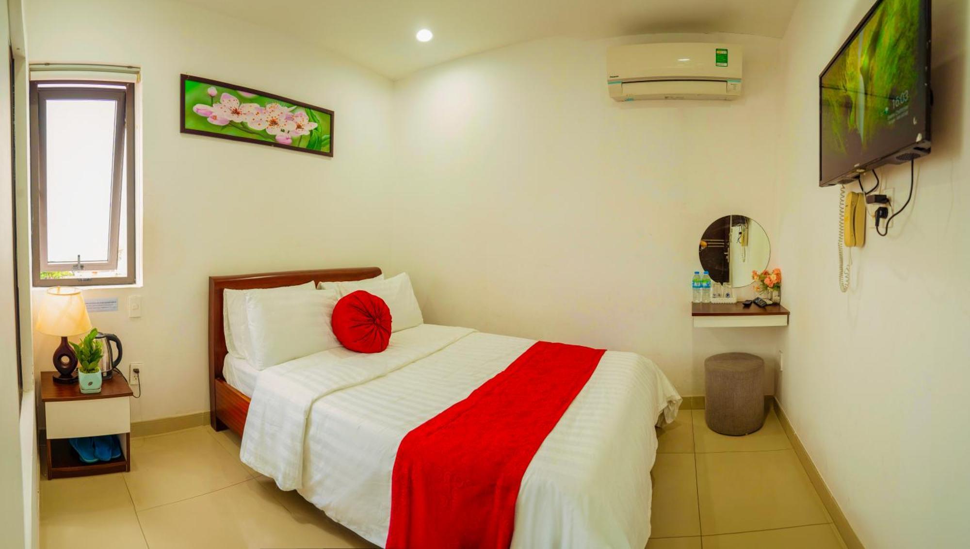 Khach San Trung Hieu Vung Tau Hotel Bagian luar foto