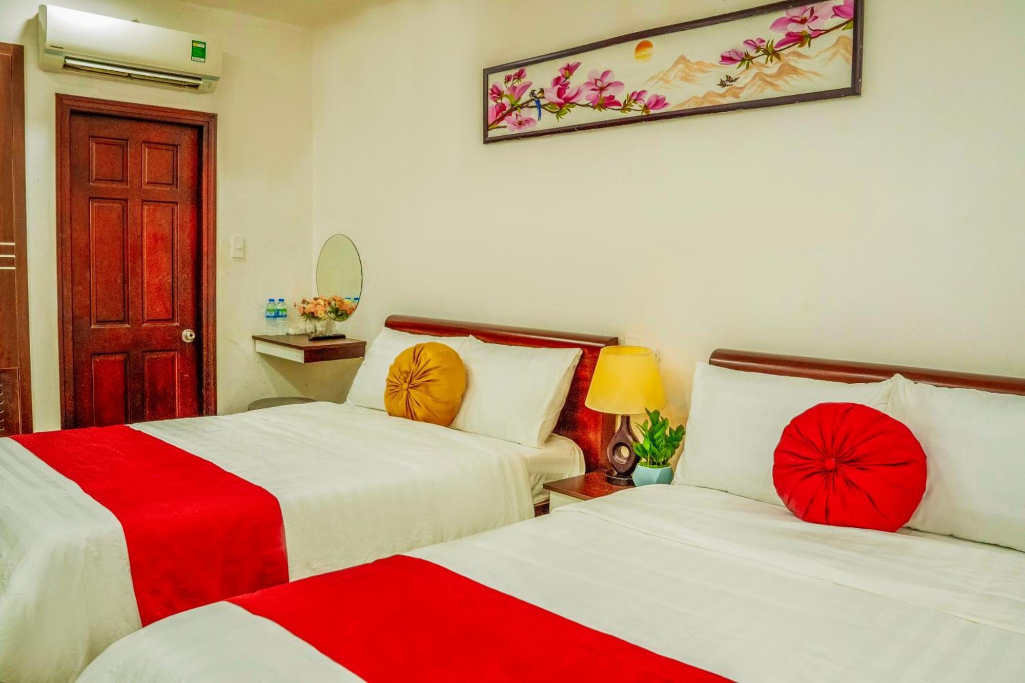 Khach San Trung Hieu Vung Tau Hotel Bagian luar foto